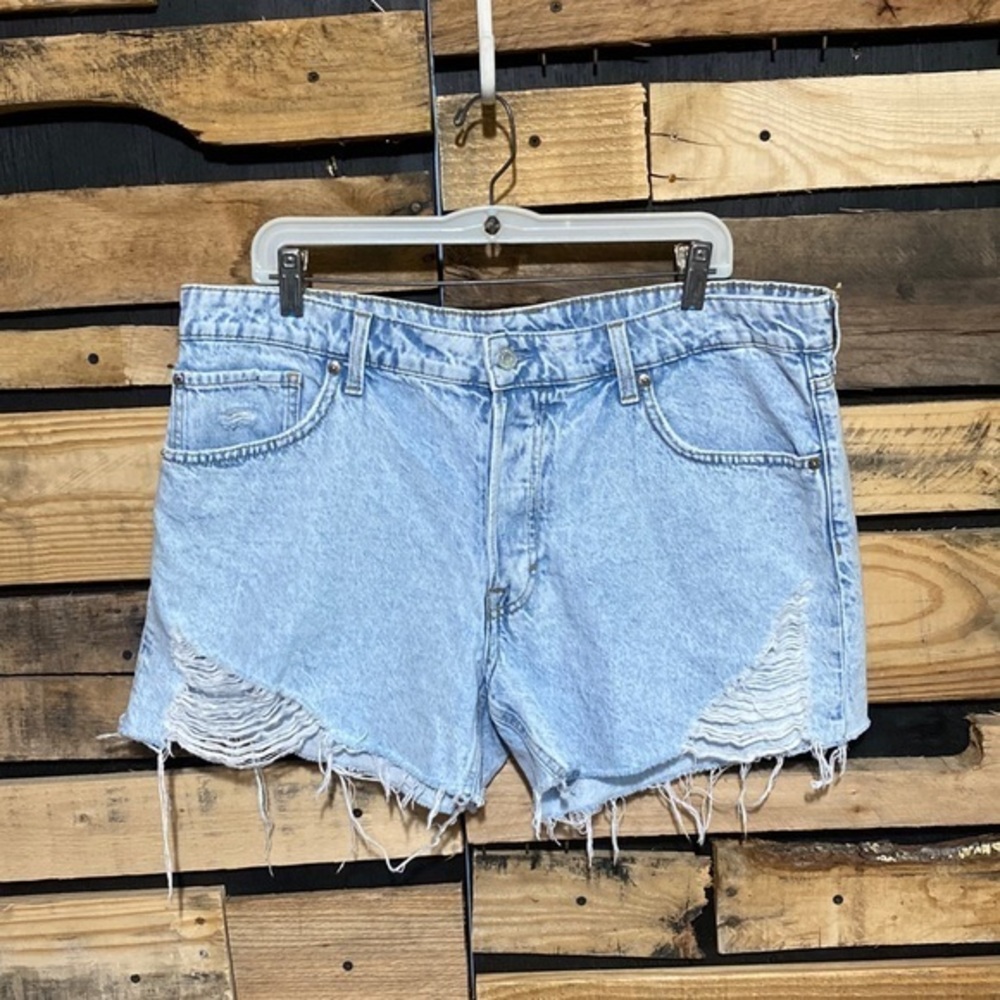H&M & Denim 90’s Boyfriend Low Waist Acid Wash Shorts 14